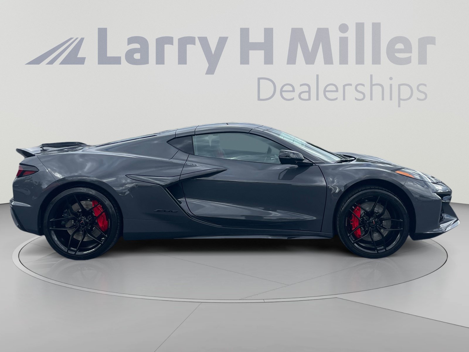 New 2027 Chevrolet Corvette Z06 RWD image 6