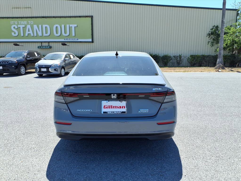 Used 2023 Honda Accord Sport image 7