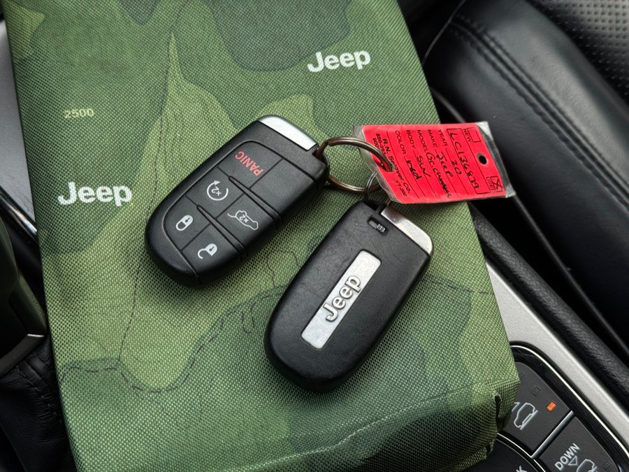 Used 2020 Jeep Grand Cherokee High Altitude AWD/4WD image 71
