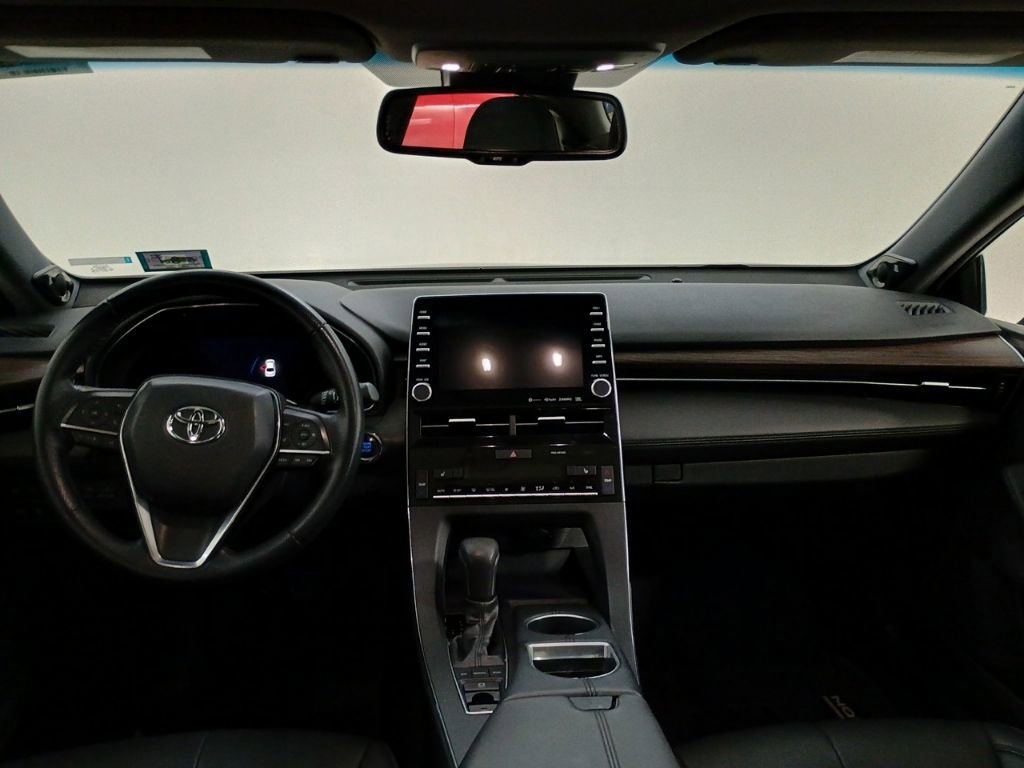 Used 2019 Toyota Avalon XLE w/ Moonroof Package image 17