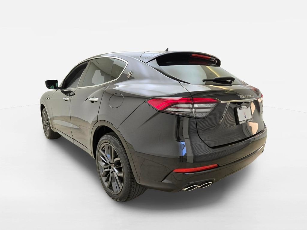 Certified 2024 Maserati Levante GT Ultima AWD/4WD image 11