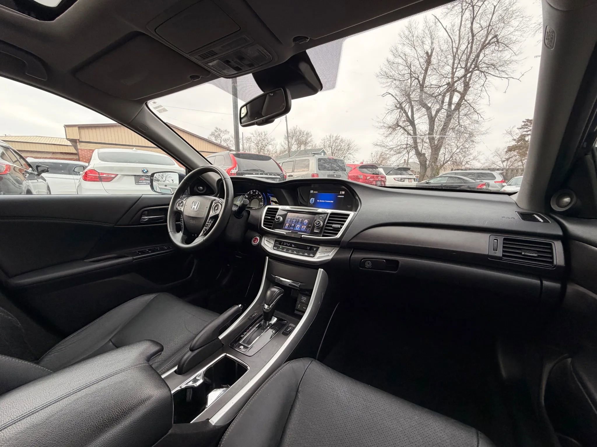 Used 2015 Honda Accord EX-L image 29
