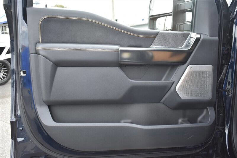 Used 2024 Ford F350 Platinum image 13