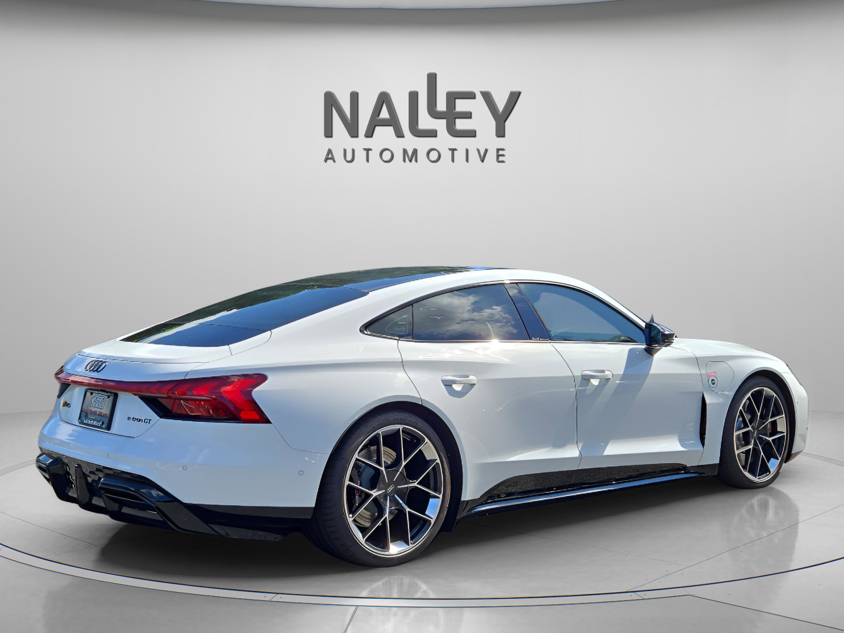 New 2025 Audi RS e-tron GT performance image 5