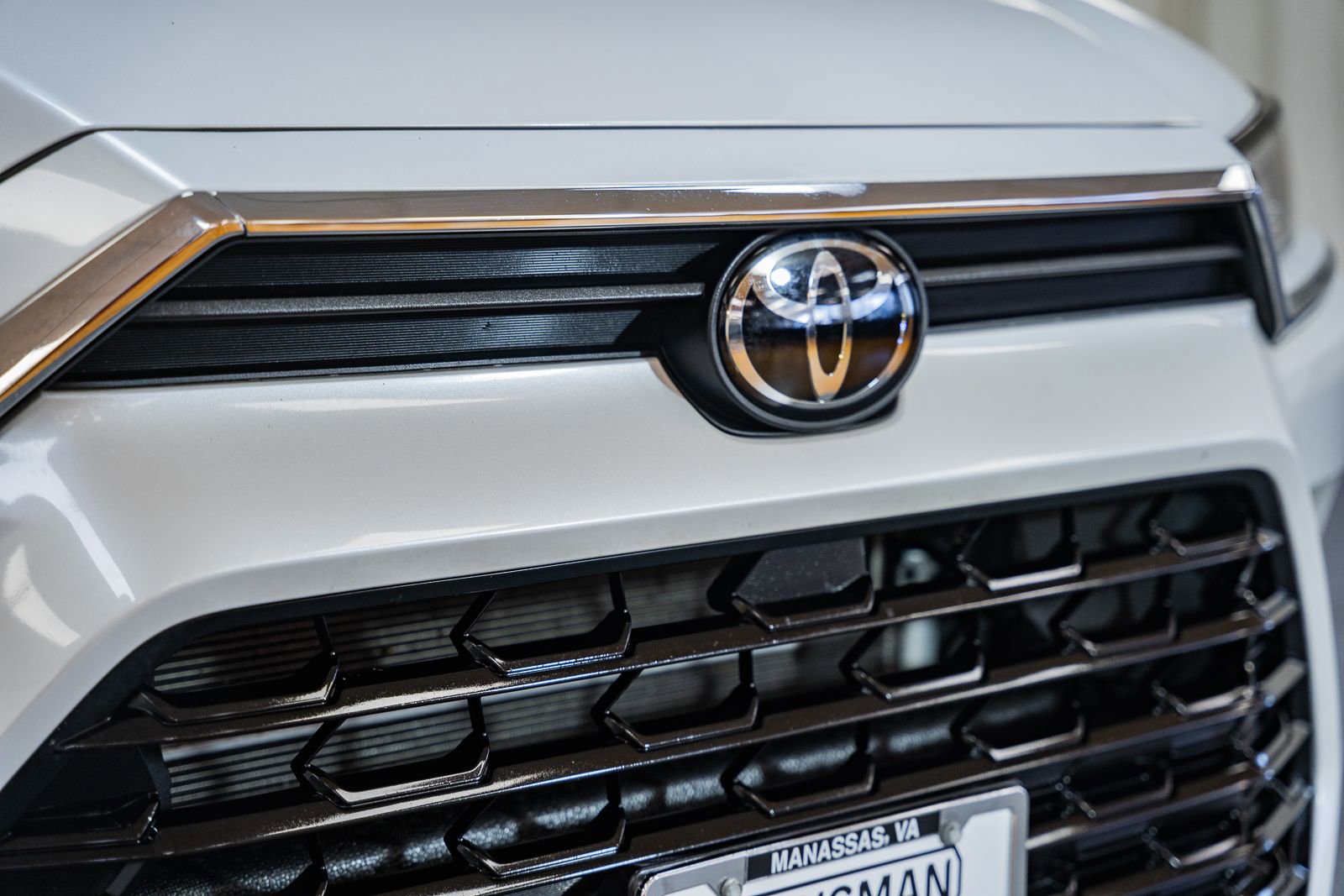 Used 2024 Toyota Grand Highlander XLE image 14