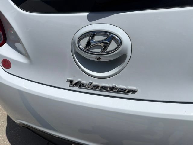 Used 2017 Hyundai Veloster FWD image 7