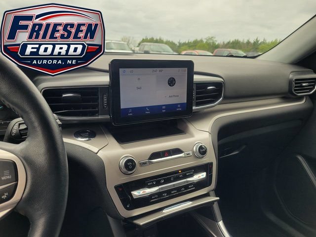 Used 2023 Ford Explorer XLT w/ Equipment Group 202A AWD/4WD image 19