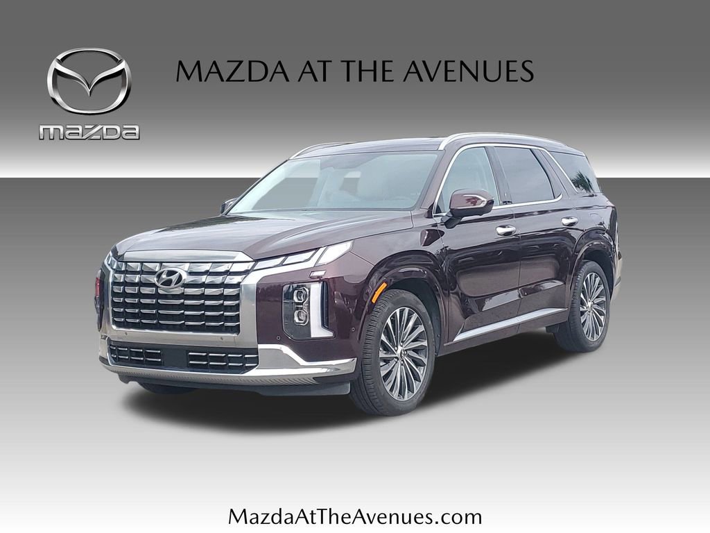 Used 2023 Hyundai Palisade Calligraphy image 1