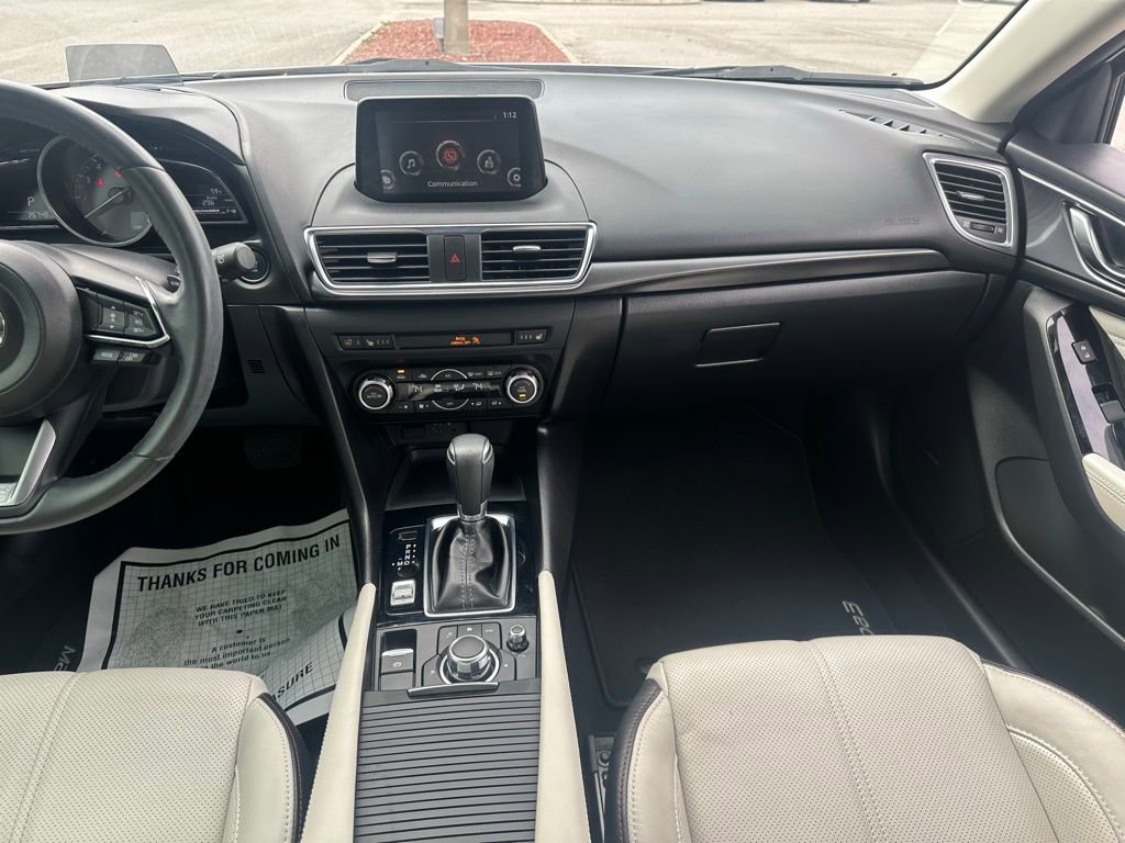 Used 2018 MAZDA MAZDA3 Grand Touring w/ Premium Equipment Package image 22