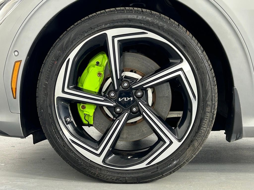 Used 2023 Kia EV6 GT image 37