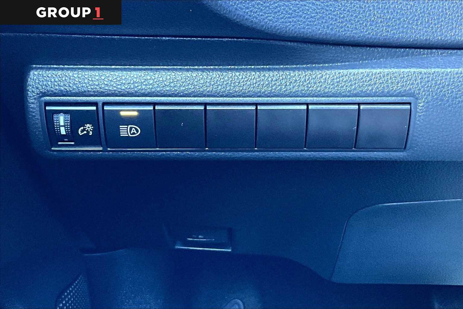 Used 2024 Toyota Corolla LE FWD image 35