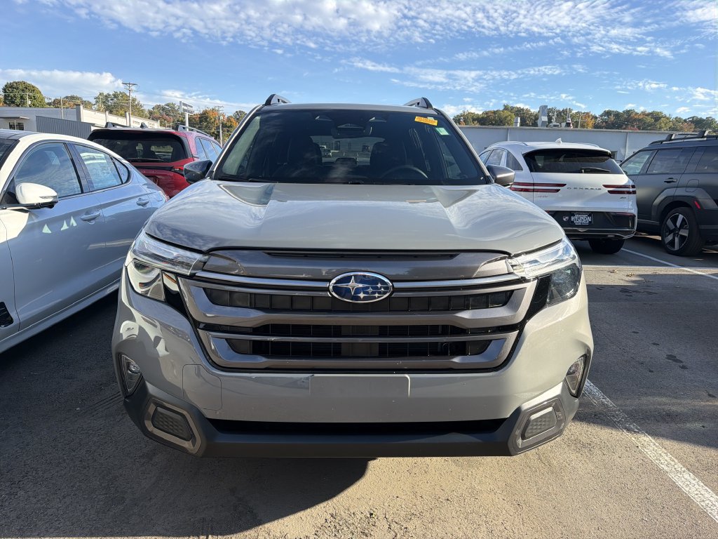 Used 2026 Subaru Forester Limited AWD/4WD image 2