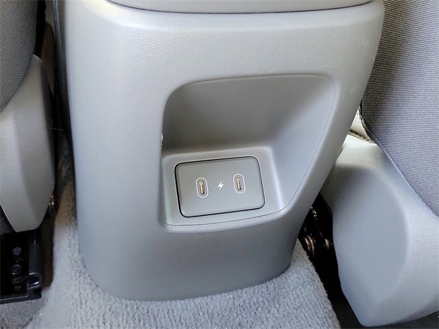 Used 2025 Hyundai Elantra SE image 19