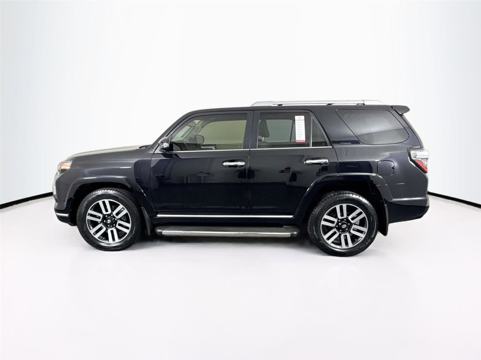 Used 2022 Toyota 4Runner Limited AWD/4WD image 14