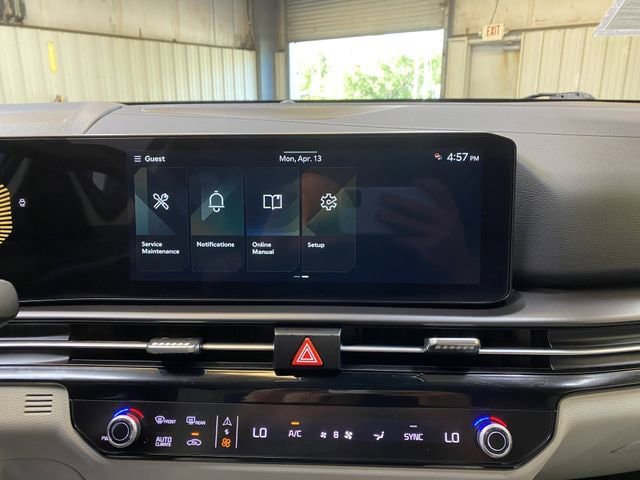 Used 2026 Kia Sportage EX image 38