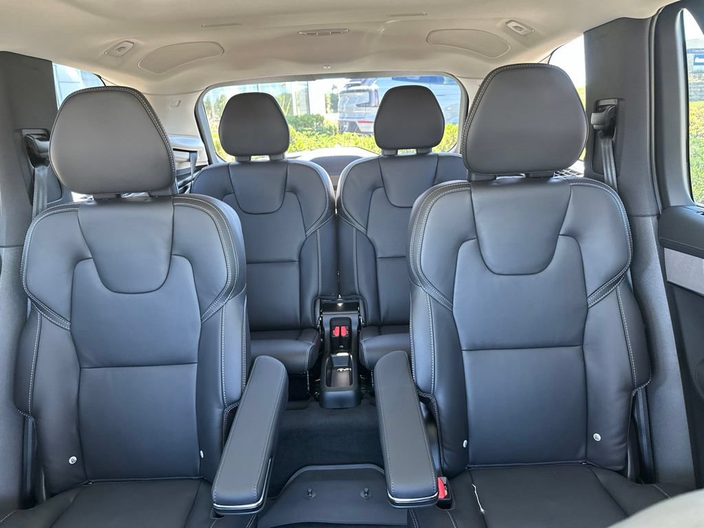 New 2027 Volvo XC90 B6 Ultra AWD/4WD image 35