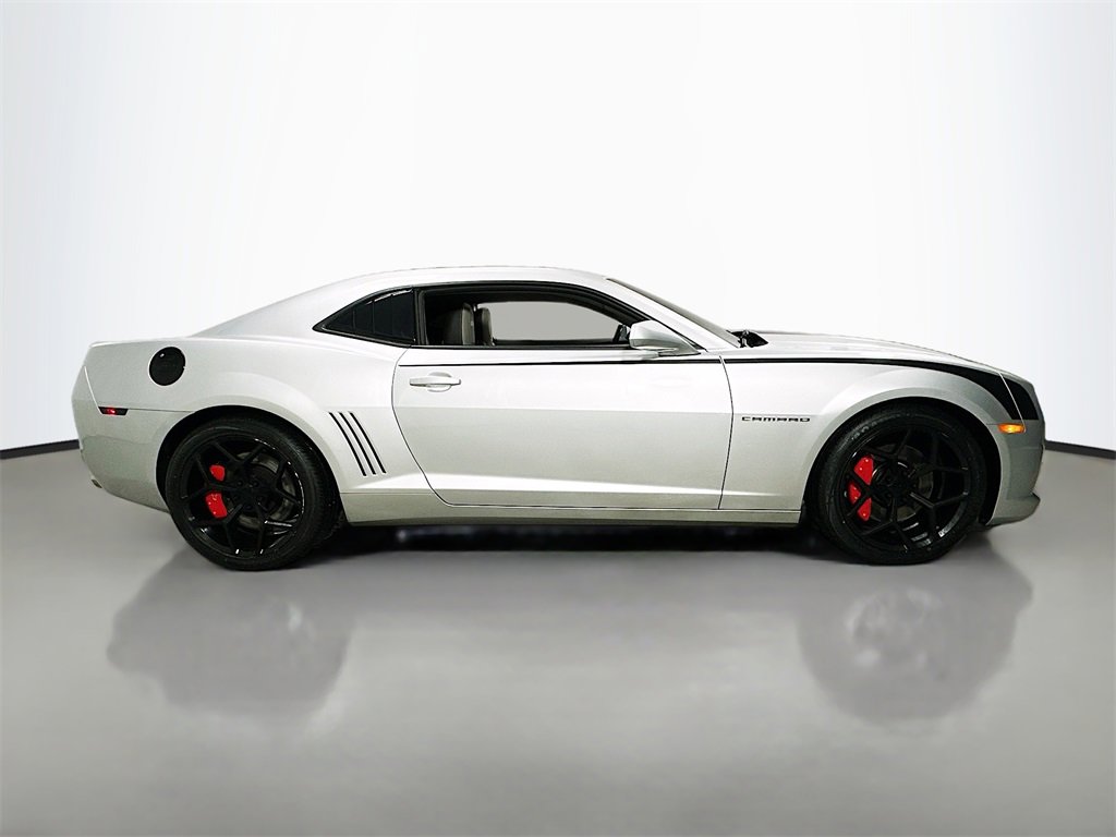 Used 2013 Chevrolet Camaro SS w/ RS Package image 9