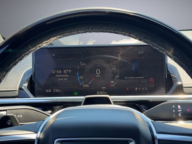 Used 2025 GMC Sierra EV Denali AWD/4WD image 16