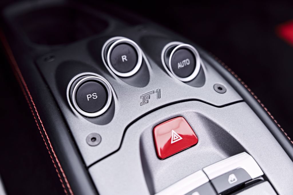 Used 2014 Ferrari 458 Spider RWD image 84