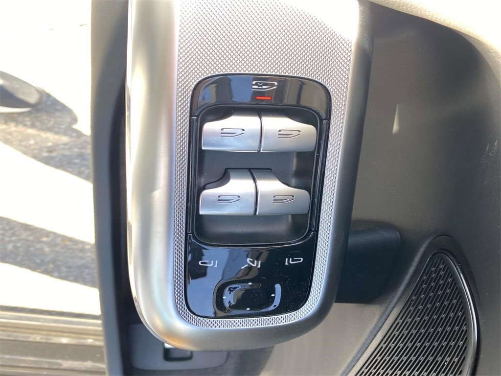 New 2026 Mercedes-Benz E 350 Sedan image 12