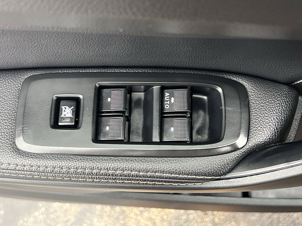 Used 2019 Ford Ranger Lariat w/ Equipment Group 501A Mid image 12