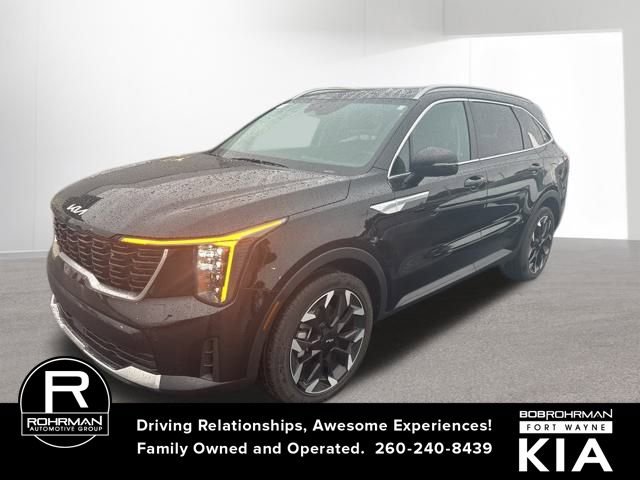 Certified 2025 Kia Sorento EX w/ Panoramic Sunroof Package