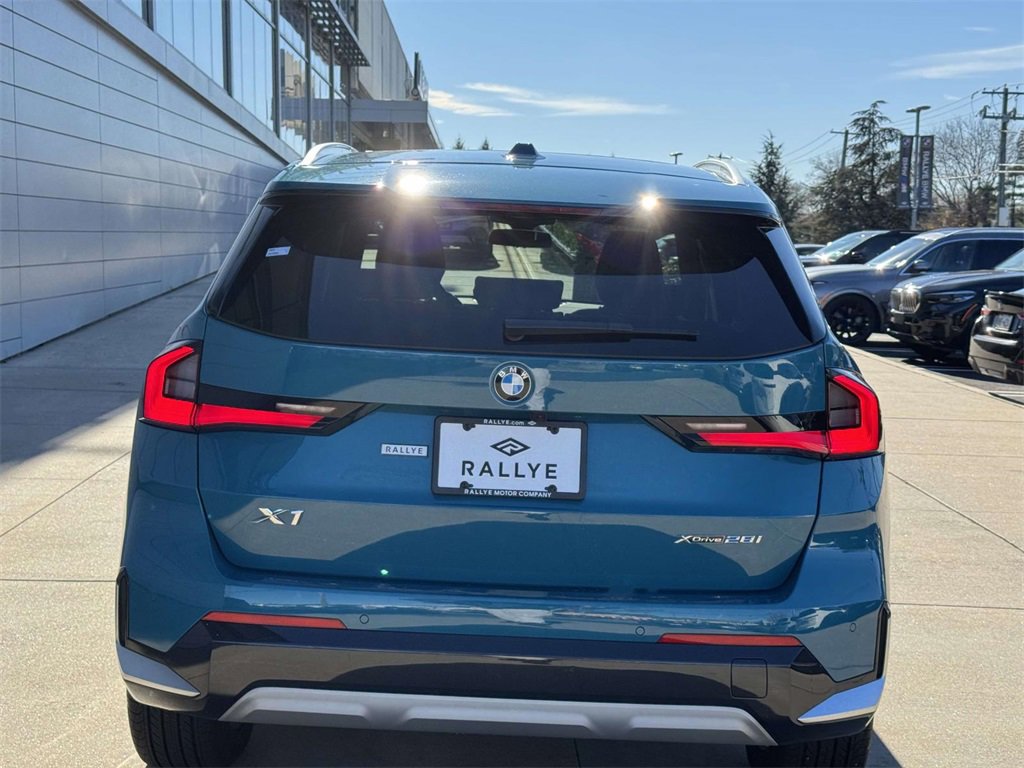 Certified 2025 BMW X1 xDrive28i w/ Convenience Package image 5