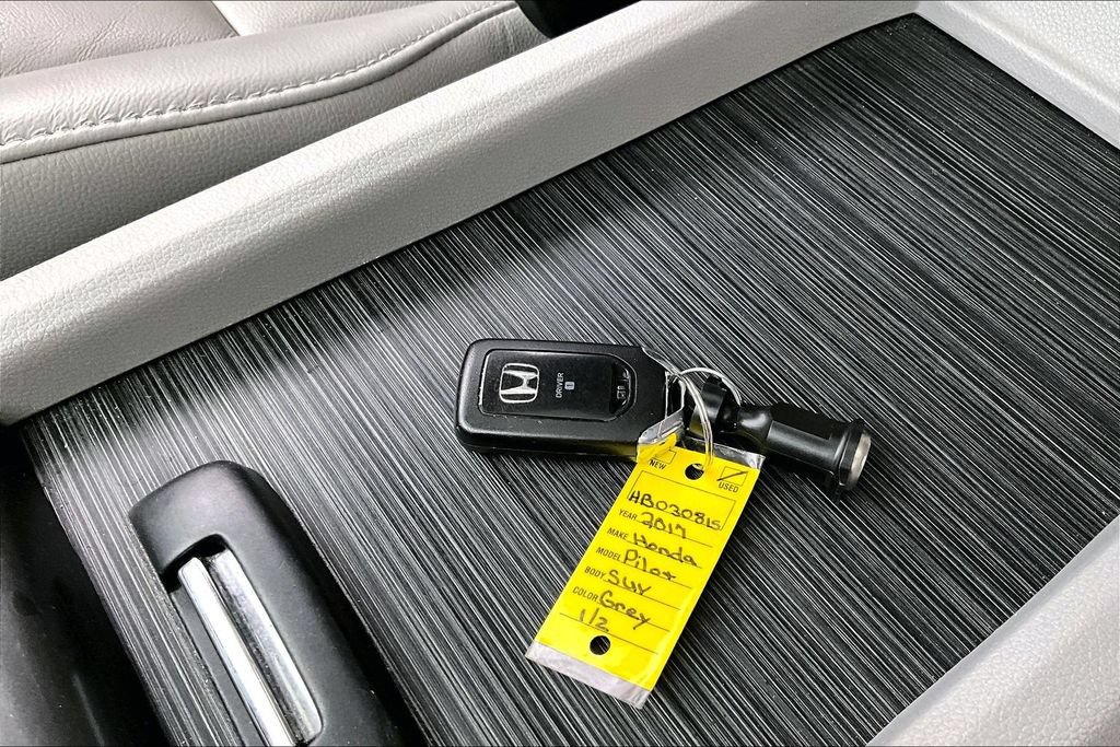 Used 2017 Honda Pilot EX-L image 12