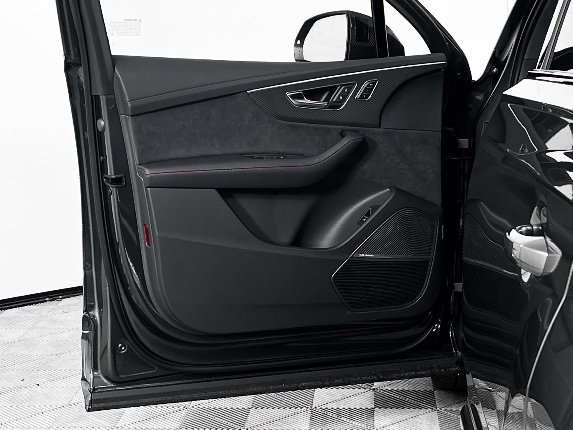 New 2026 Audi SQ7 Prestige image 16