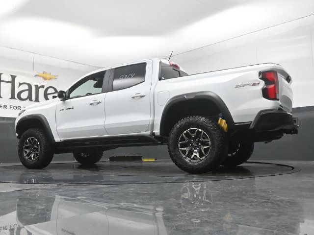 New 2026 Chevrolet Colorado ZR2 w/ Technology Package AWD/4WD image 33