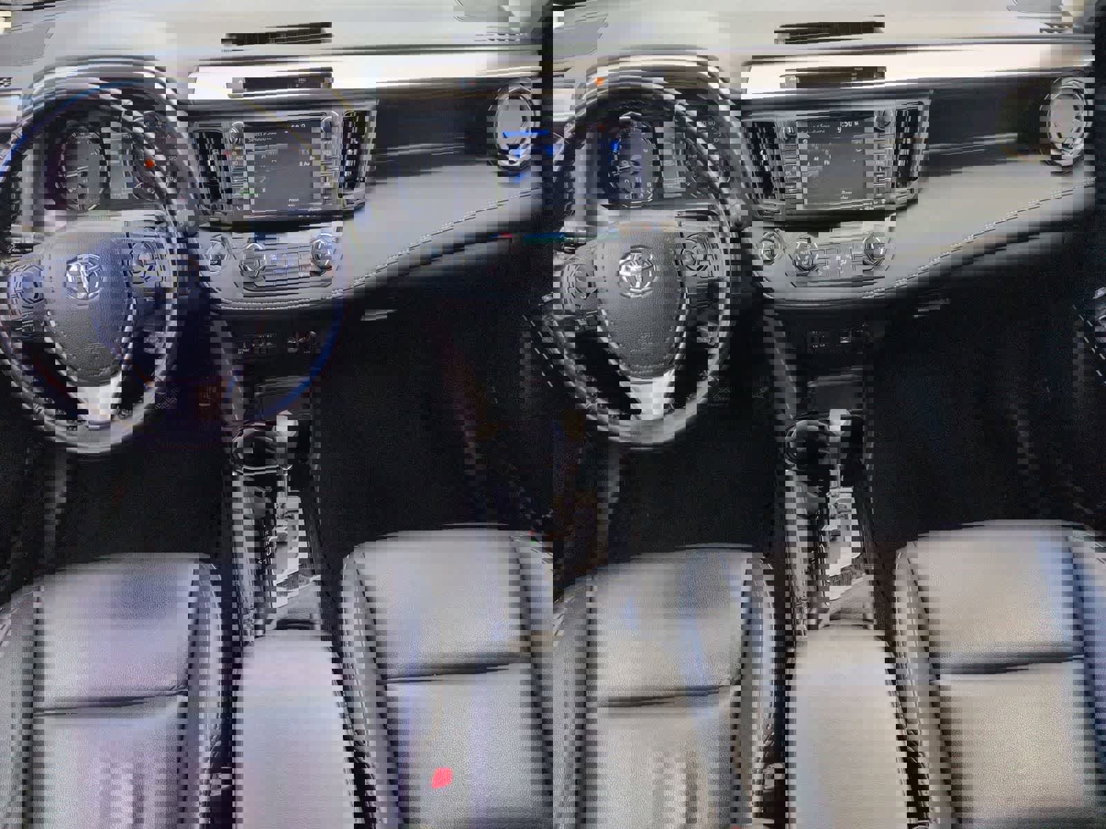 Used 2016 Toyota RAV4 Limited image 15