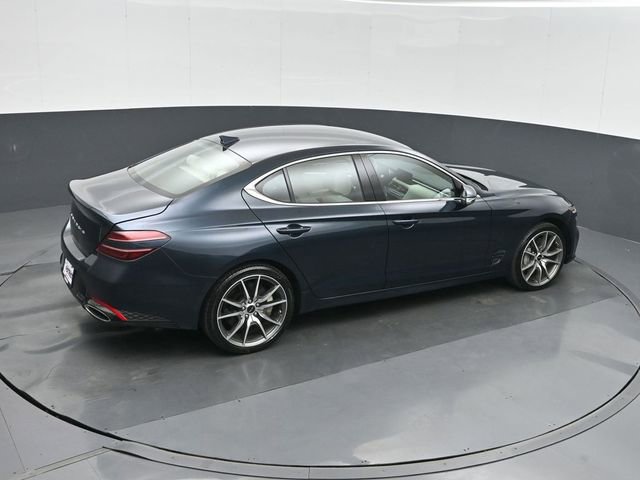 Used 2025 Genesis G70 2.5T image 30