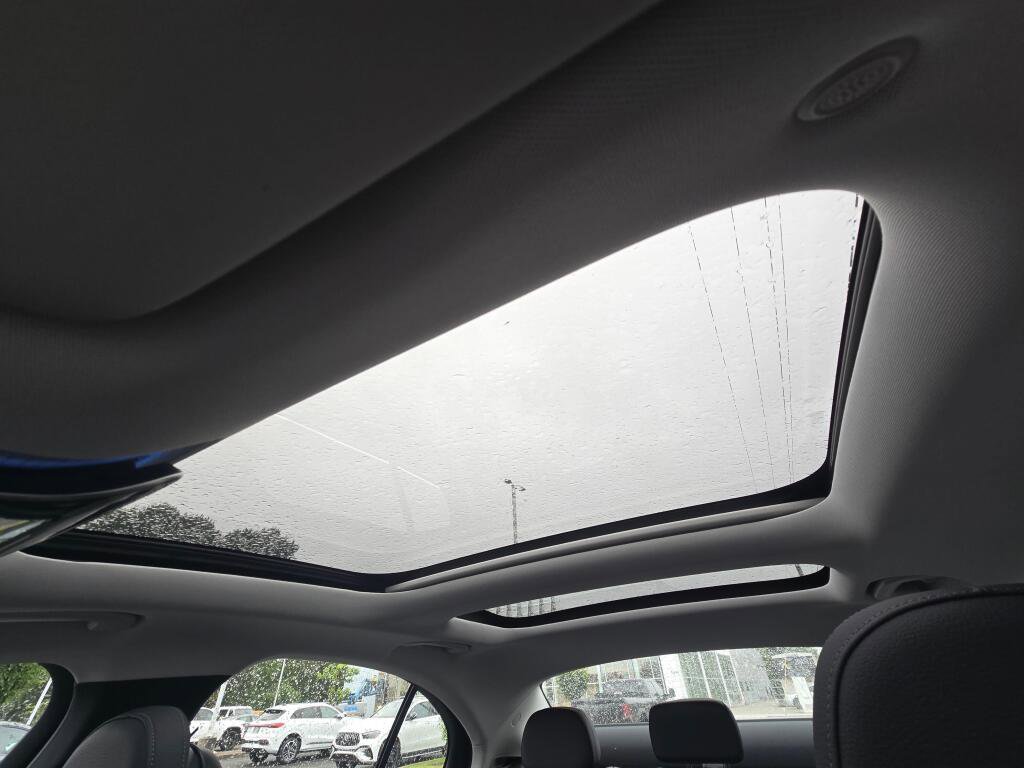 New 2026 Mercedes-Benz E 350 4MATIC Sedan image 43