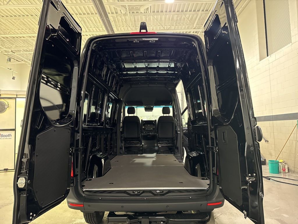 New 2025 Mercedes-Benz Sprinter 2500 image 23
