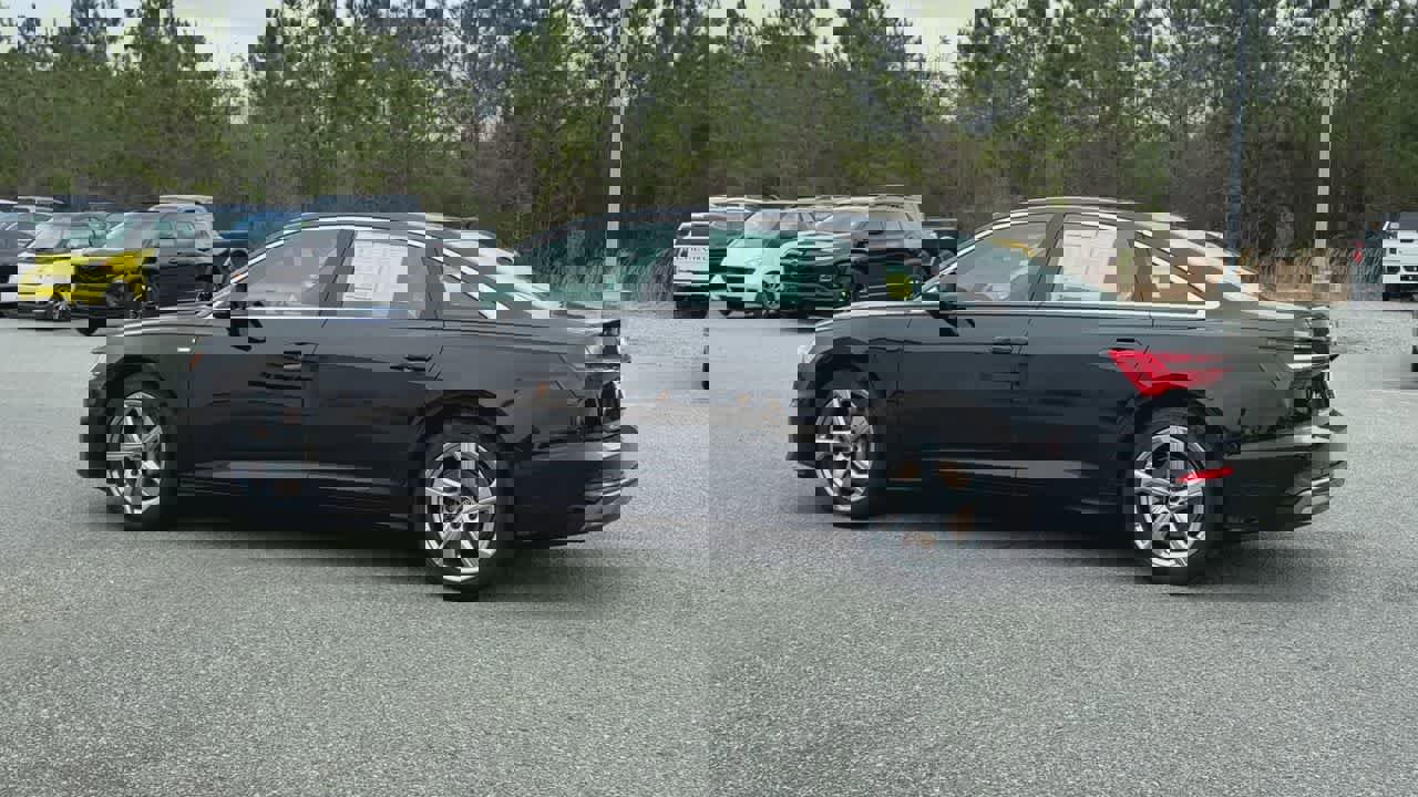 Used 2024 Audi A6 Premium Plus image 6