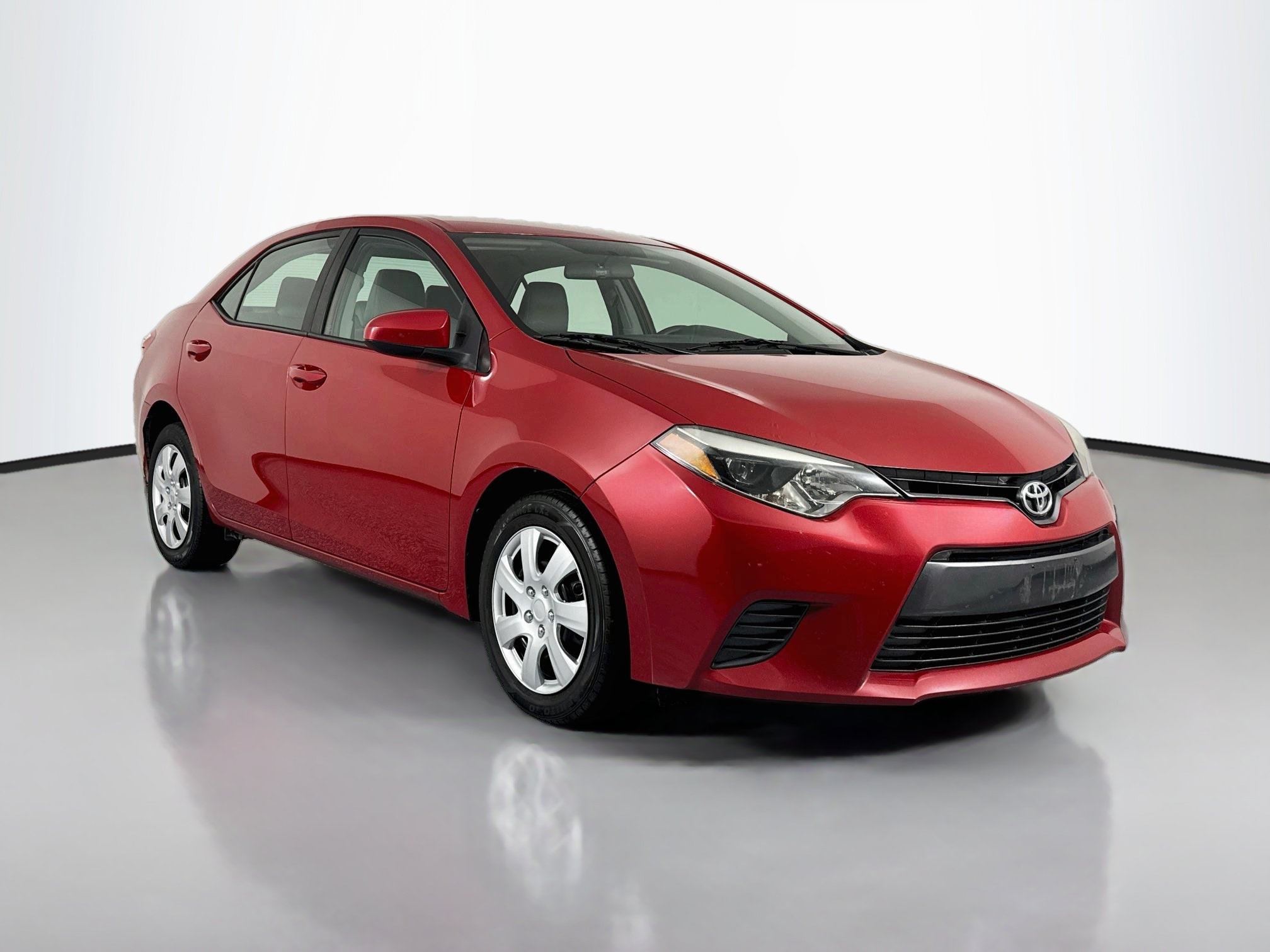 Used 2016 Toyota Corolla LE FWD image 3