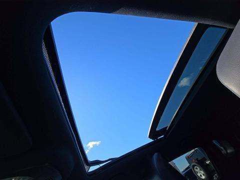 Used 2024 Jeep Compass Latitude w/ Sun and Sound Group image 19