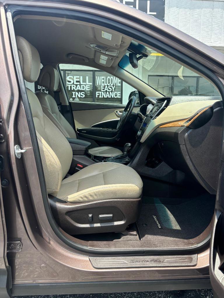Used 2014 Hyundai Santa Fe GLS AWD/4WD image 27