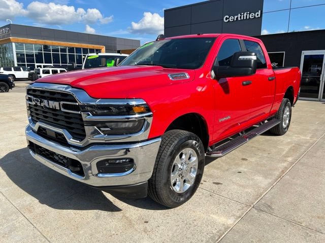 Certified 2026 RAM 2500 Big Horn AWD/4WD image 3