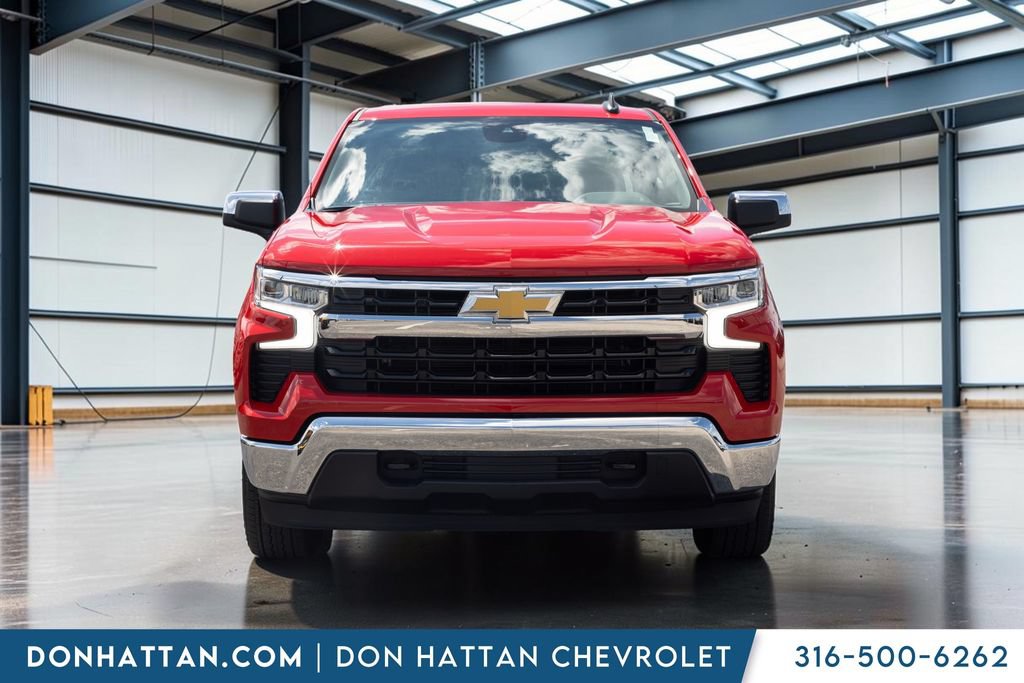 Used 2022 Chevrolet Silverado 1500 LT AWD/4WD image 24