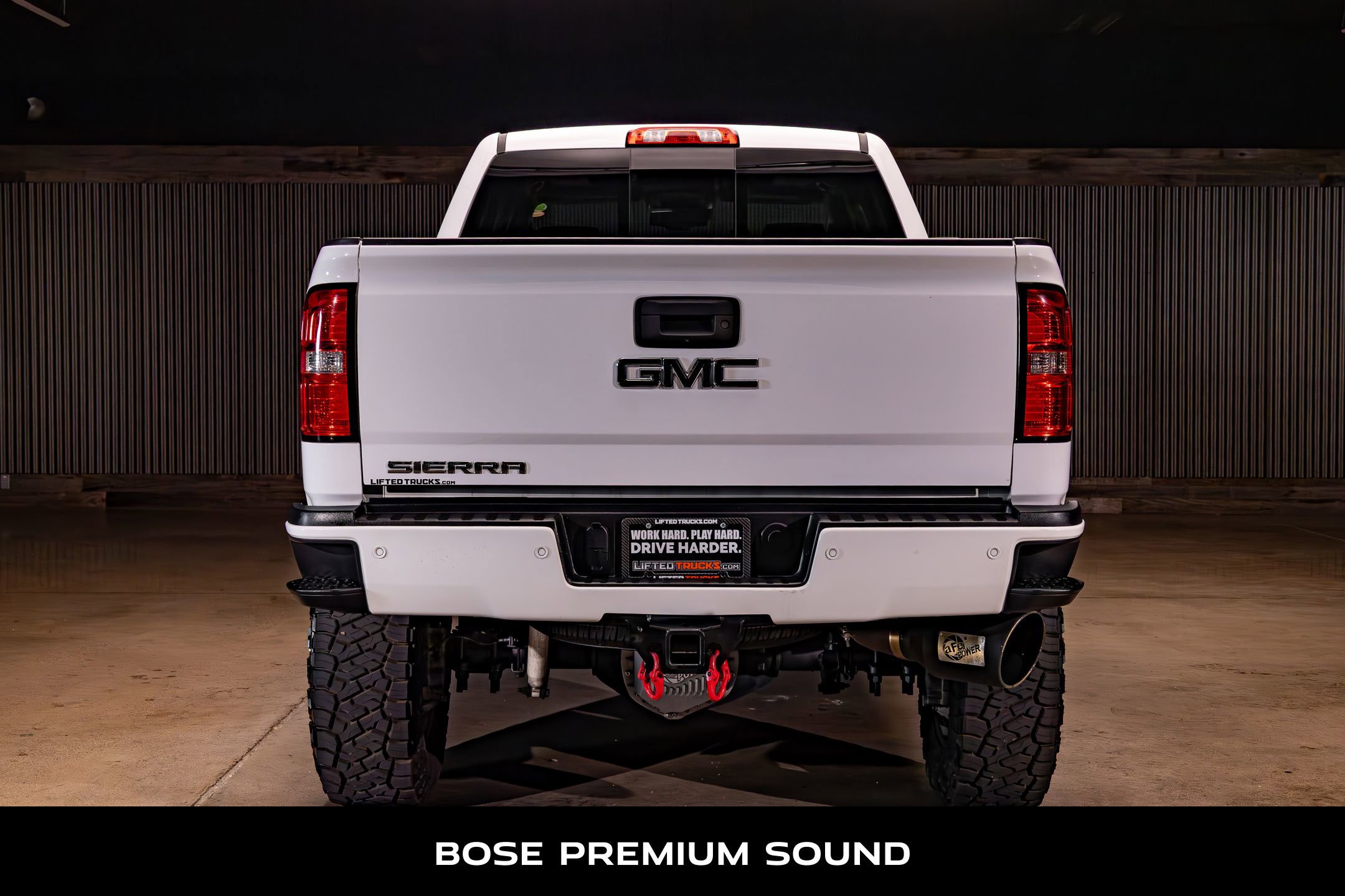 Used 2017 GMC Sierra 2500 Denali w/ Duramax Plus Package AWD/4WD image 7