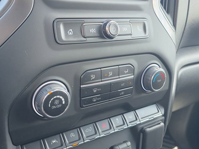 Certified 2025 Chevrolet Silverado 1500 Custom w/ Turbomax Blackout Package image 27