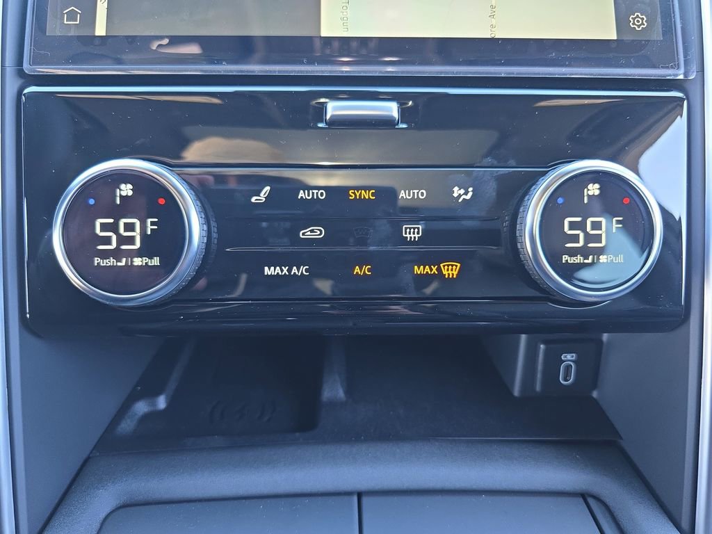 New 2026 Land Rover Discovery S AWD/4WD image 26