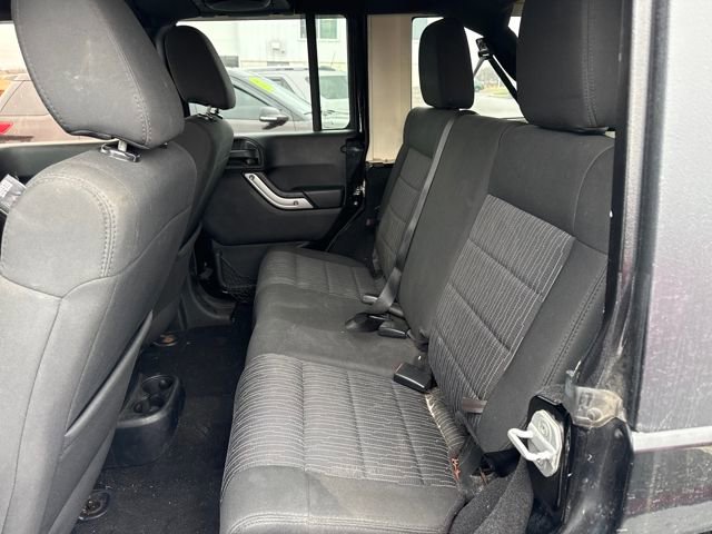 Used 2011 Jeep Wrangler Unlimited Sahara w/ Dual Top Group AWD/4WD image 13