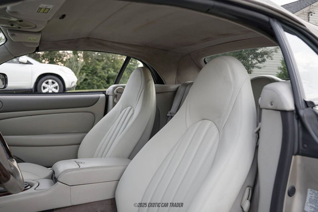 Used 1999 Jaguar XK8 Convertible image 31