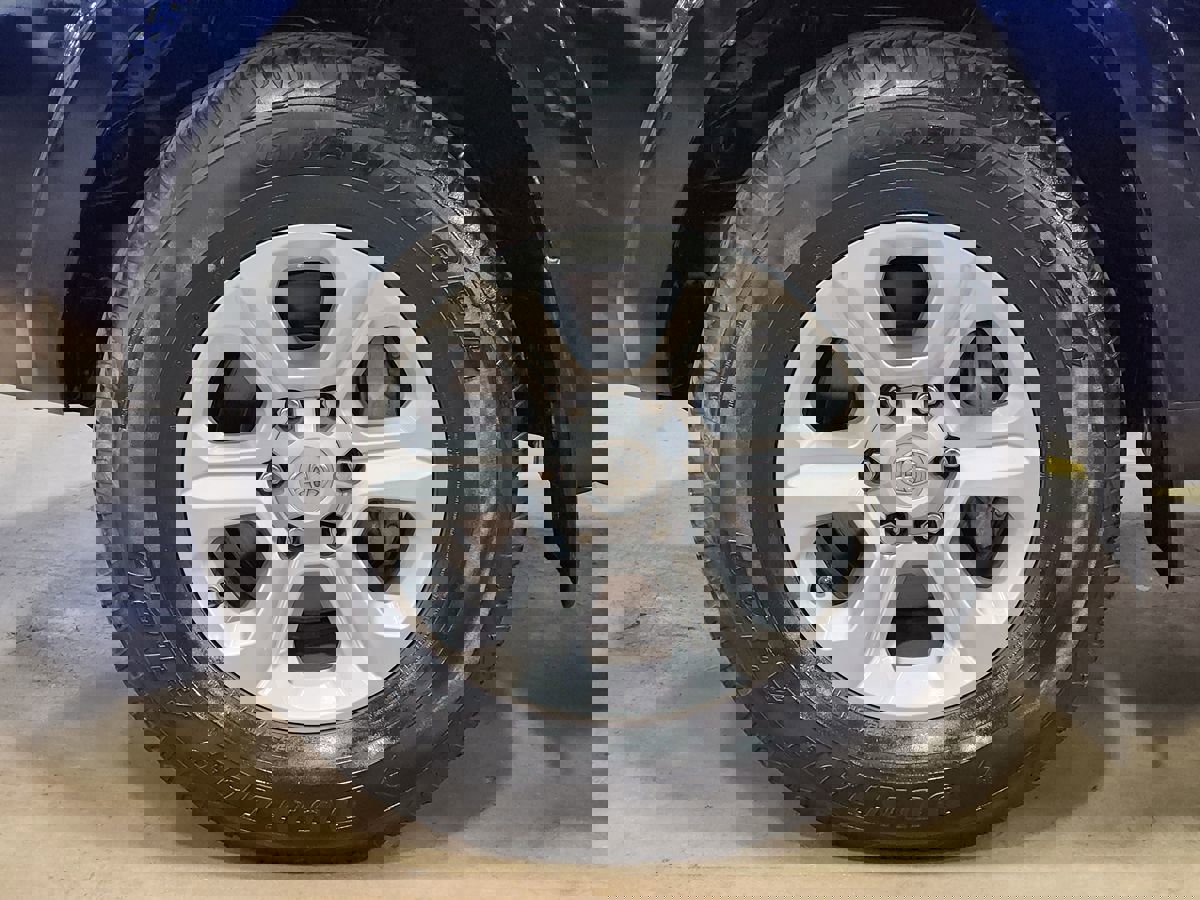 Used 2022 Toyota 4Runner SR5 Premium w/ Moonroof Package image 28