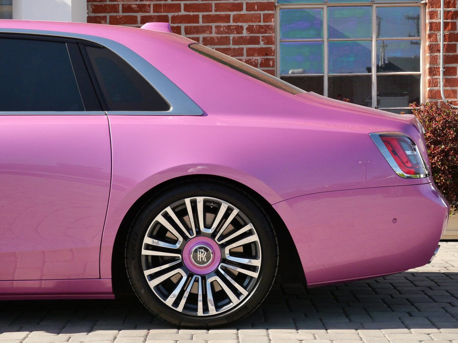 Certified 2021 Rolls-Royce Ghost image 36