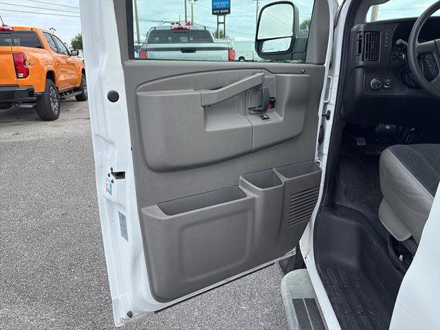 Used 2024 GMC Savana 2500 w/ Driver Convenience Package image 23