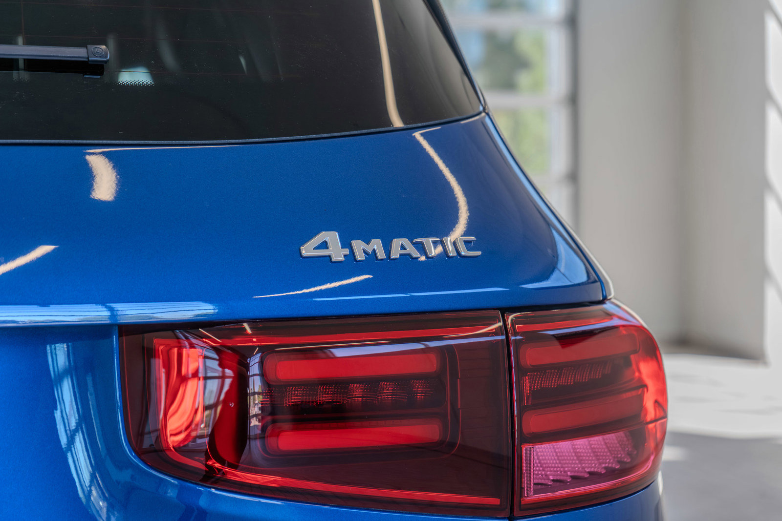 Used 2025 Mercedes-Benz GLB 250 4MATIC image 24