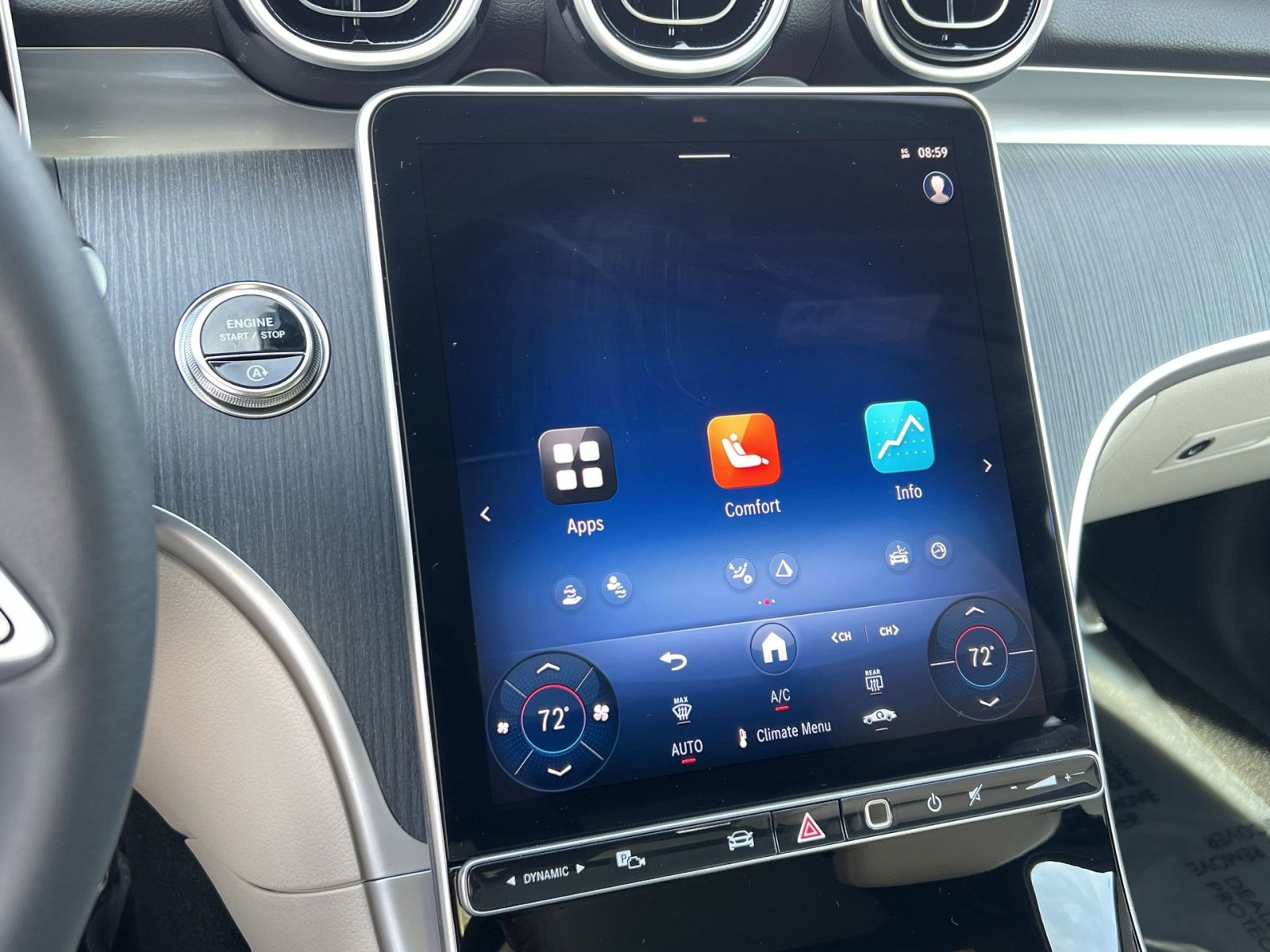 New 2025 Mercedes-Benz C 300 4MATIC Sedan image 18